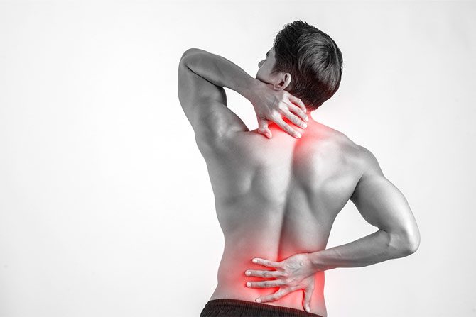 Dolor de espalda: síntomas, causas y factores de riesgo